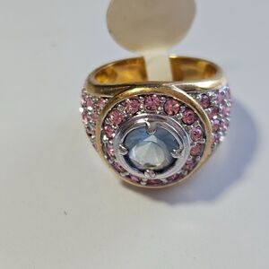 Gold tone pink and blue rhinestone ring Size 6